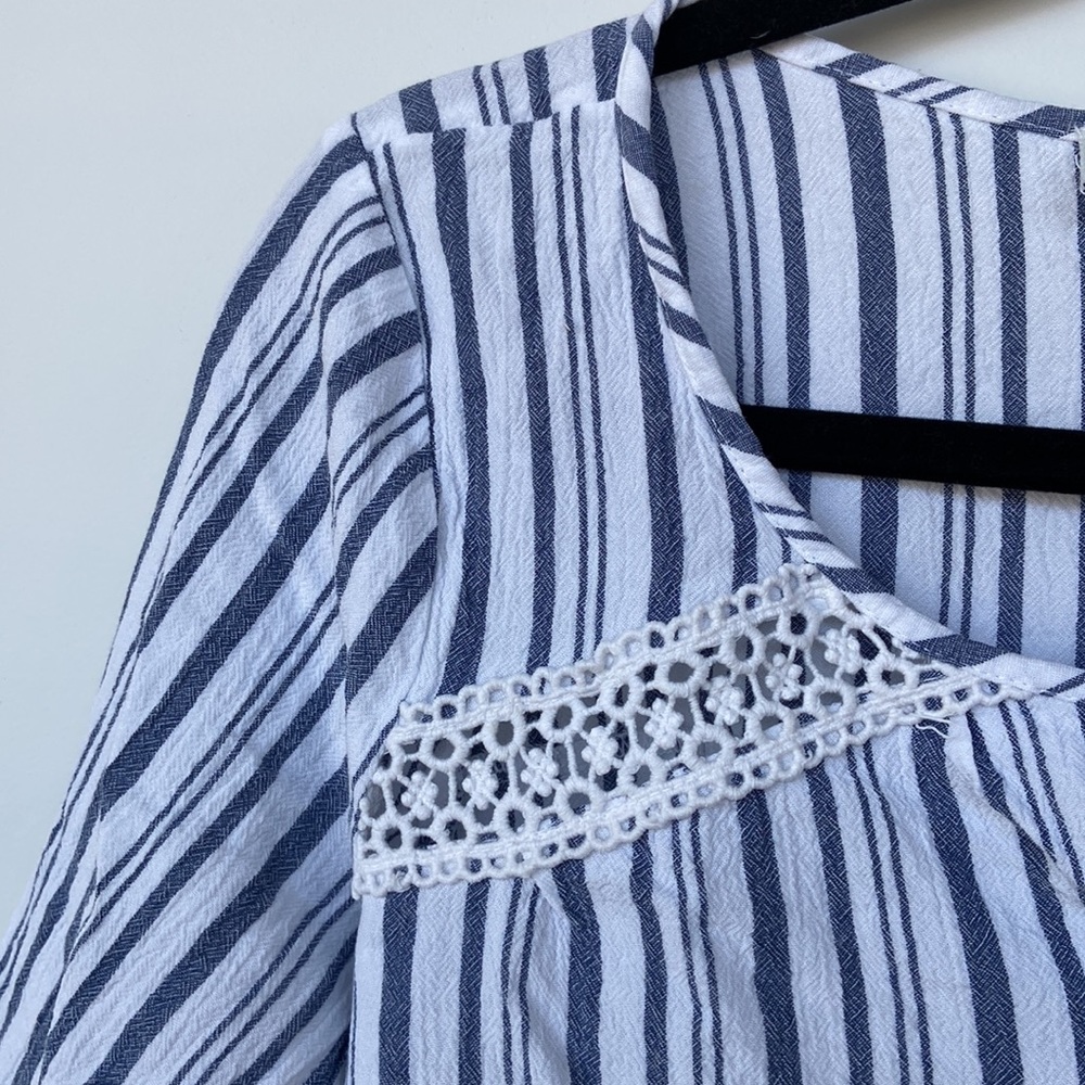 Hollister Striped Top - Picture 3 of 10